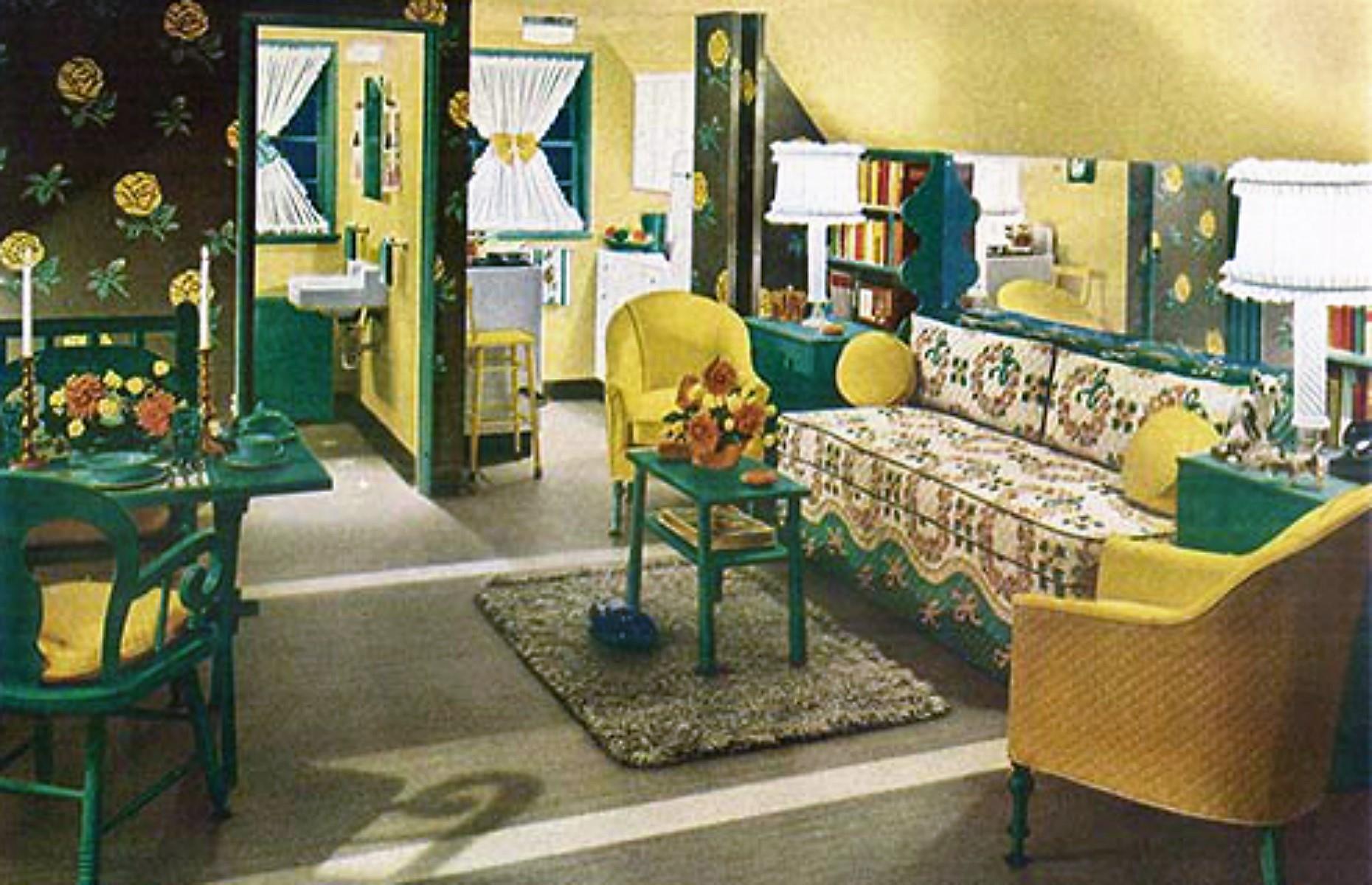 1940s green-and-yellow living room